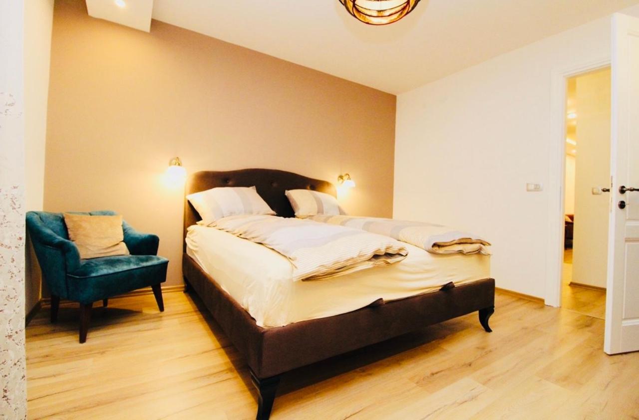 Apartman Centar Sa Sigurnim Parkingom SJJ Esterno foto