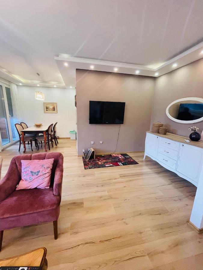 Apartman Centar Sa Sigurnim Parkingom SJJ Esterno foto