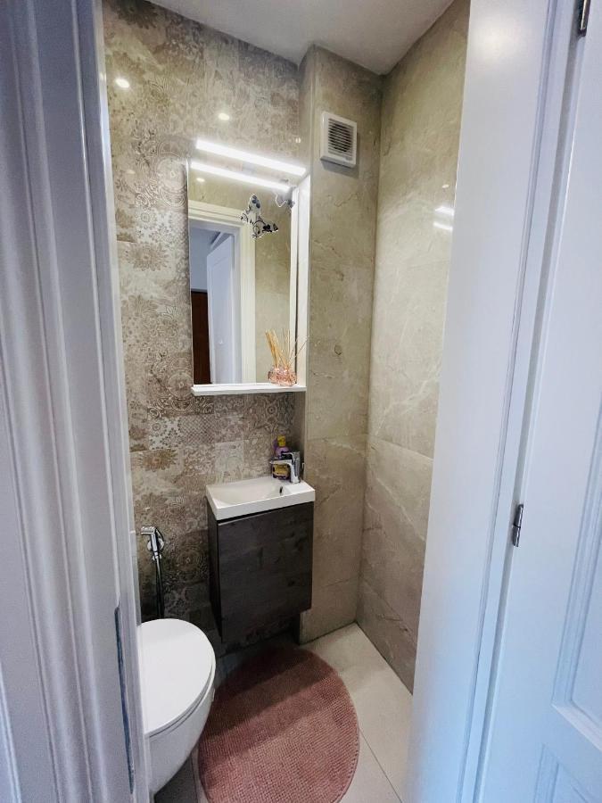 Apartman Centar Sa Sigurnim Parkingom SJJ Esterno foto