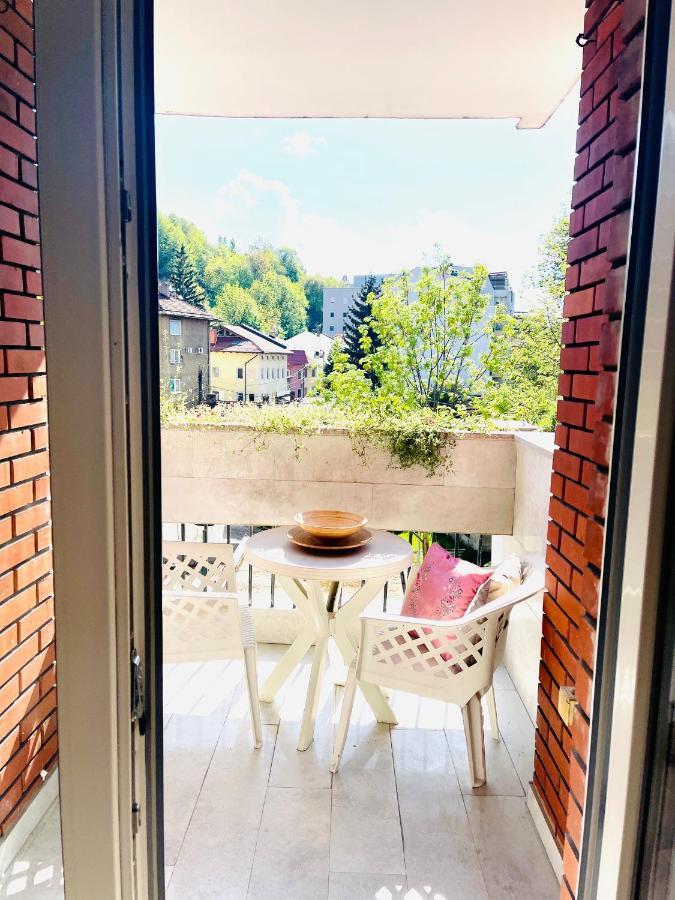 Apartman Centar Sa Sigurnim Parkingom SJJ Esterno foto